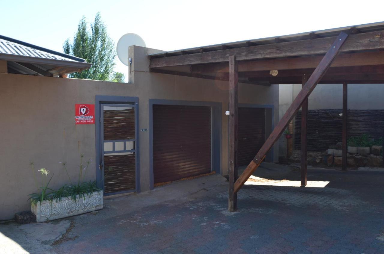 A & R Guesthouse Bloemfontein Luaran gambar